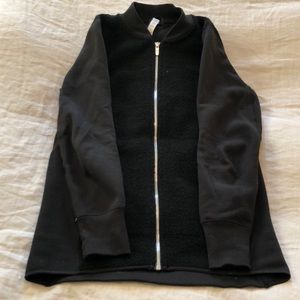 Lululemon Stand Up Sherpa Jacket